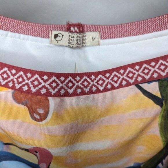 Brazilian flamingo off the shoulder crop top - Picture 3 of 6